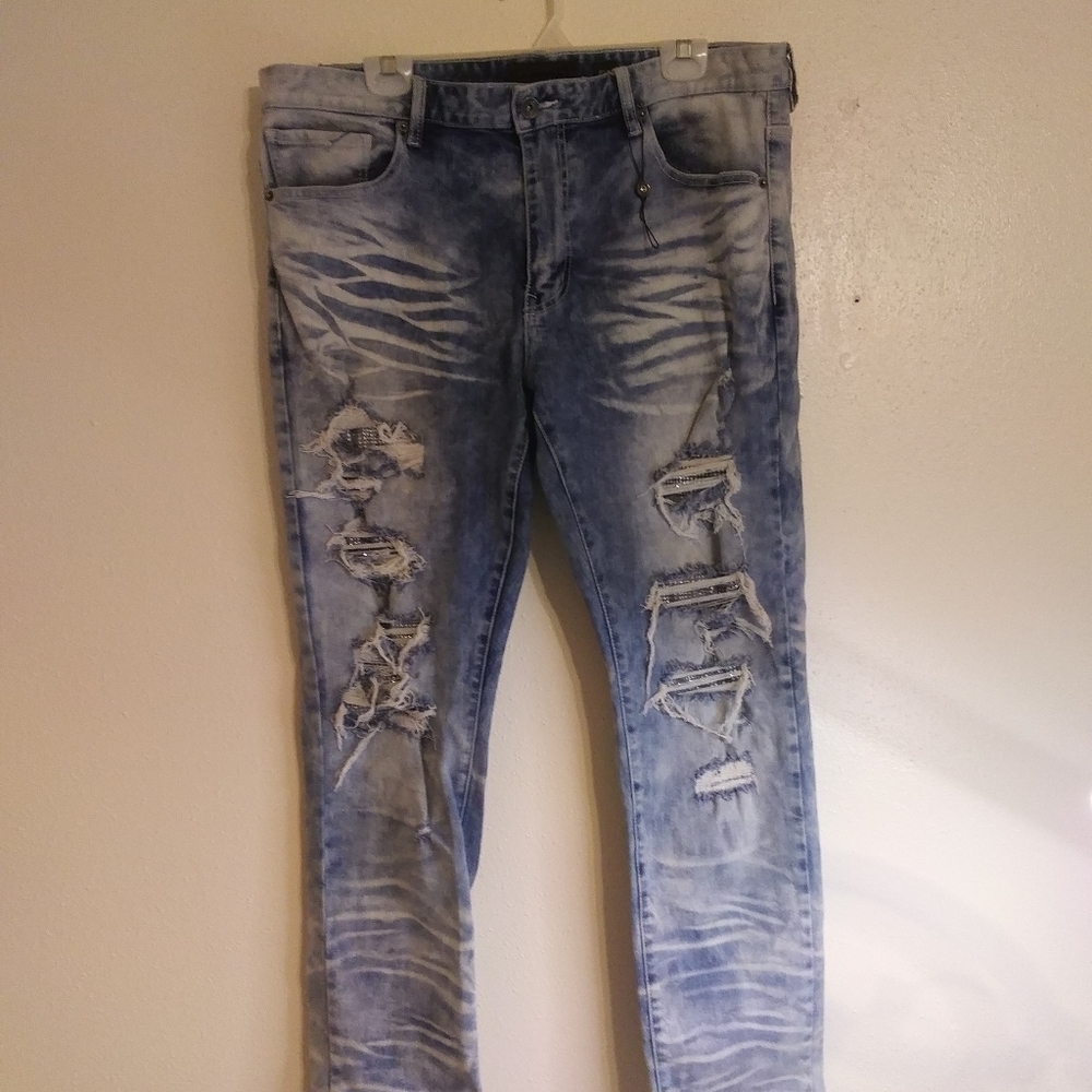 Decibel Distressed z& Rhinestone Jeans